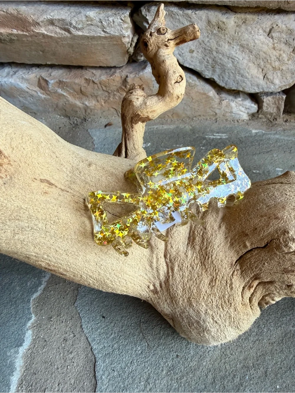 New🌟Urban Outfitters-Glitter Claw Clip-Gold